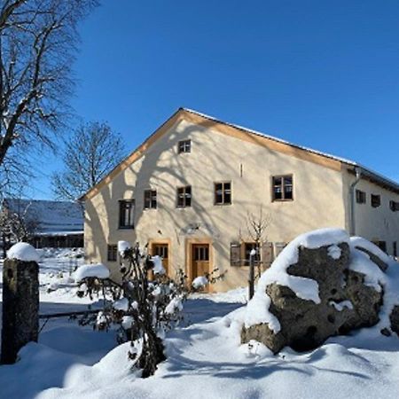 Ferienhaus Villa Kunnibunt Burgsalach エクステリア 写真