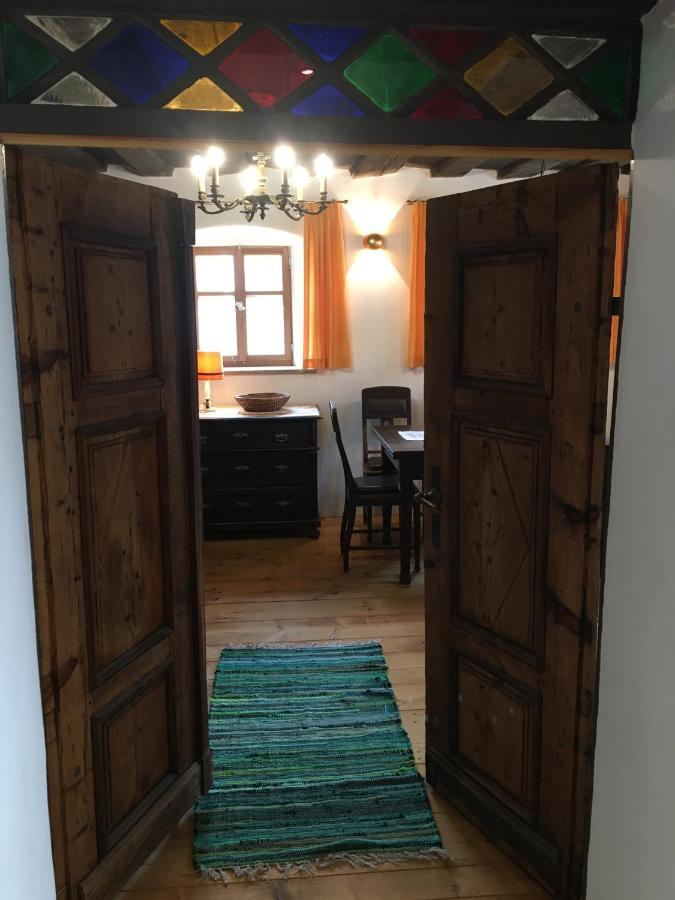 Ferienhaus Villa Kunnibunt Burgsalach エクステリア 写真