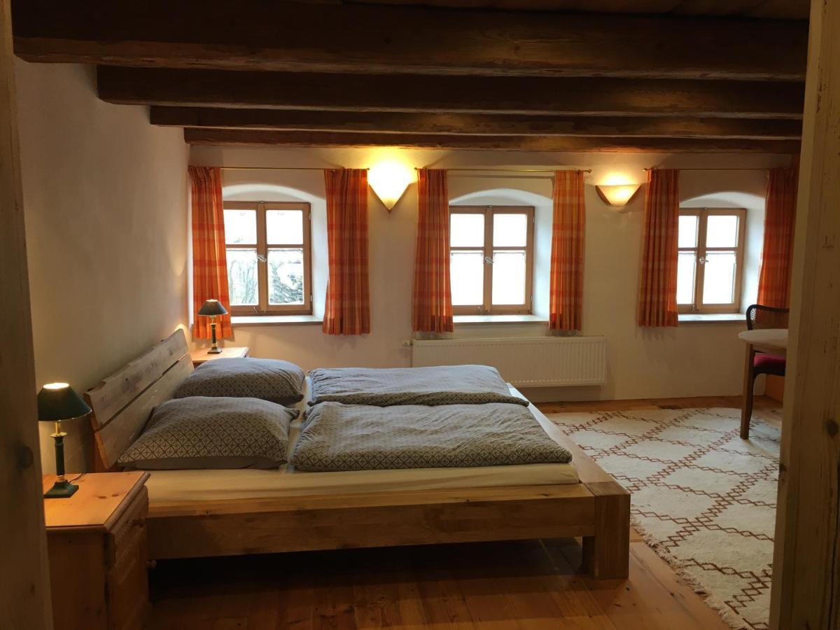 Ferienhaus Villa Kunnibunt Burgsalach エクステリア 写真