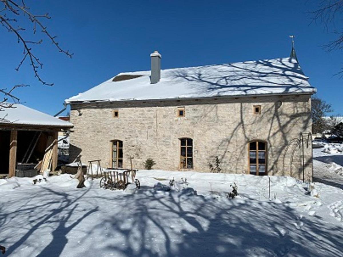 Ferienhaus Villa Kunnibunt Burgsalach エクステリア 写真