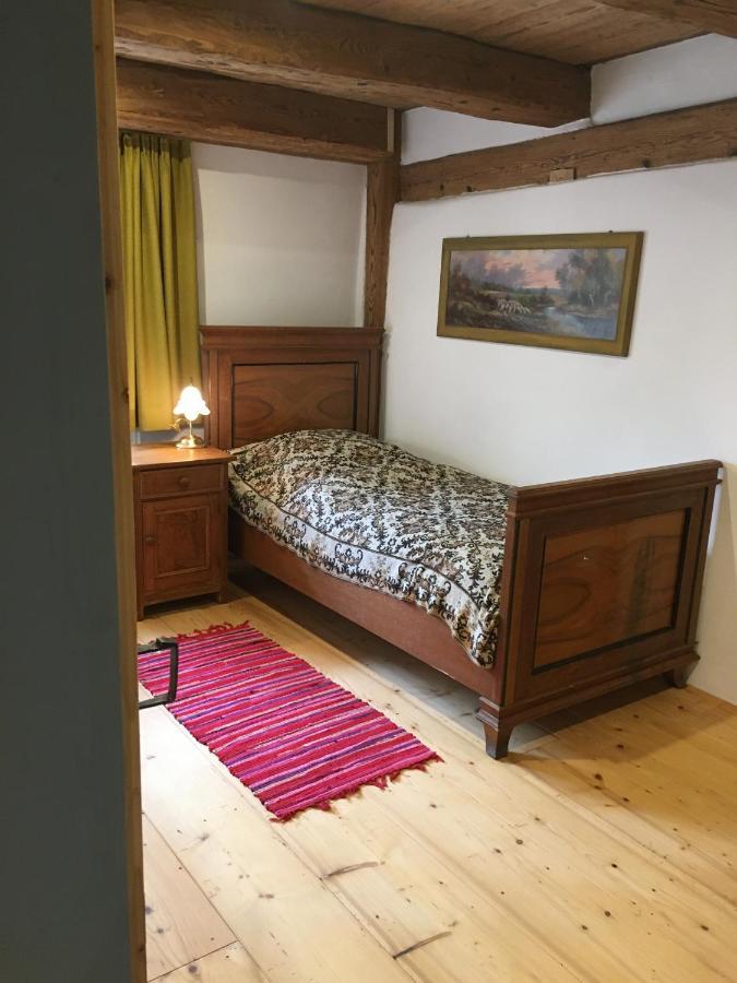 Ferienhaus Villa Kunnibunt Burgsalach エクステリア 写真