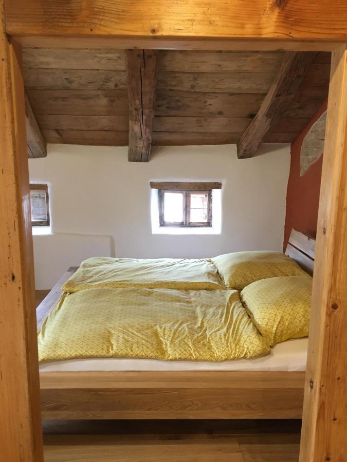 Ferienhaus Villa Kunnibunt Burgsalach エクステリア 写真
