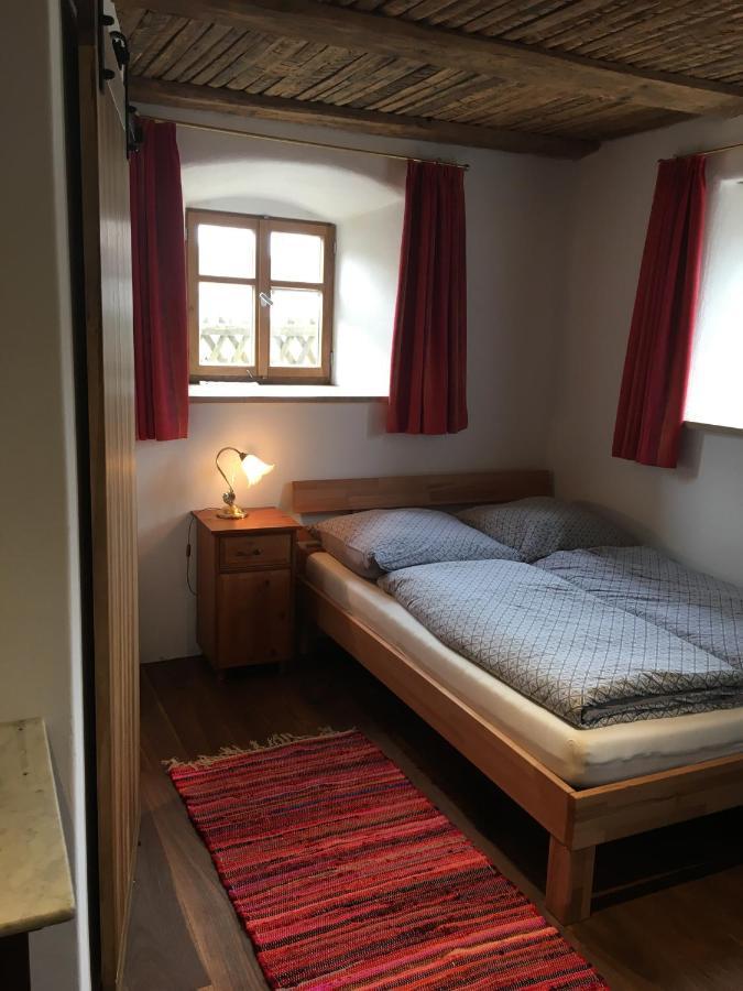 Ferienhaus Villa Kunnibunt Burgsalach エクステリア 写真